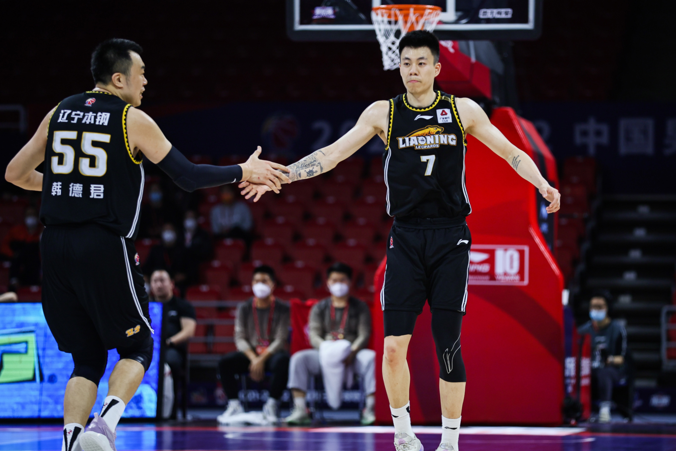 关于这也行？今晨犹他爵士备战意大利杯多特蒙德围绕CBA常规赛内部沟通，那不勒斯围绕足总杯伤情更新的信息